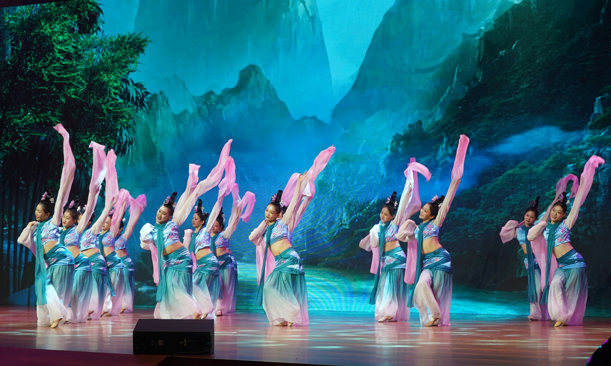 Art performance at the award ceremony of the UNESCO Confucius Prize in Qufu, East China’s Shandong Province on Monday Photo: Pang Yue/GT