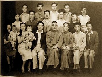 fileImg CgrZEl0vIb-AQ-frAABekO_kqVY811.jpg