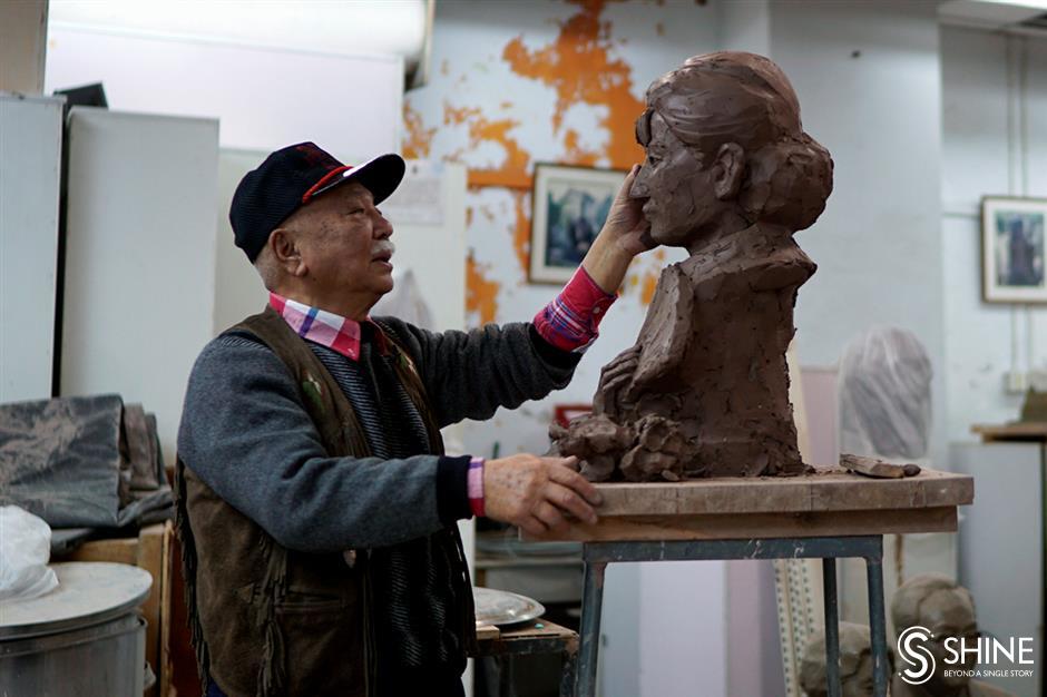 Editing people's life stories with sculpture