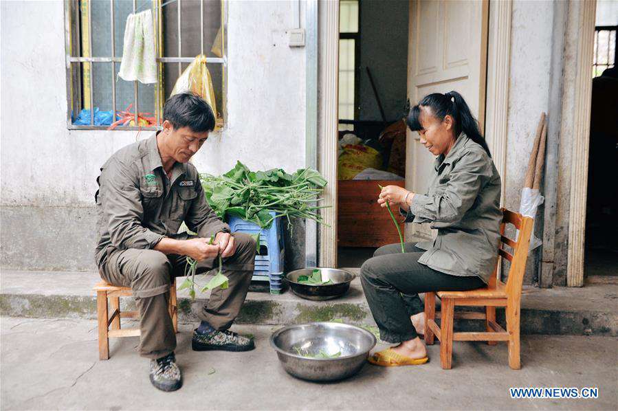 CHINA-GUANGXI-JINXIU-FOREST RANGERS (CN)